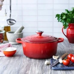 Le Creuset Gietijzeren Braadpan - 26cm 5,3 L - Kersenrood -Pannen Verkoop 1200x1200 651