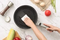 Swiss Pro+ | Set 14 Delige Pannenset | Inductie - Pannensets - Glazen Deksel - Met Afneembare Handgreep - Marmeren Interieur -PFAS-vrij | Grey / Silver -Pannen Verkoop 1200x799 61