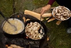 The Windmill Koekenpan Skillet Extra - 31,5 Cm - Gietijzer Zwart 29 The Windmill Koekenpan Skillet Extra - 31,5 Cm - Gietijzer Zwart -Pannen Verkoop 1200x800 8