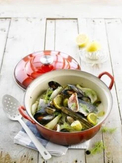 Le Creuset Braadpan Faitout Tradition Kersenrood - ø 24 Cm / 3 Liter -Pannen Verkoop 901x1200 2